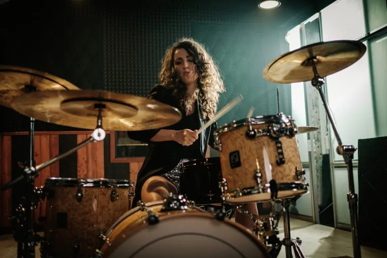 Audiência pública debate protagonismo feminino na cultura rock 