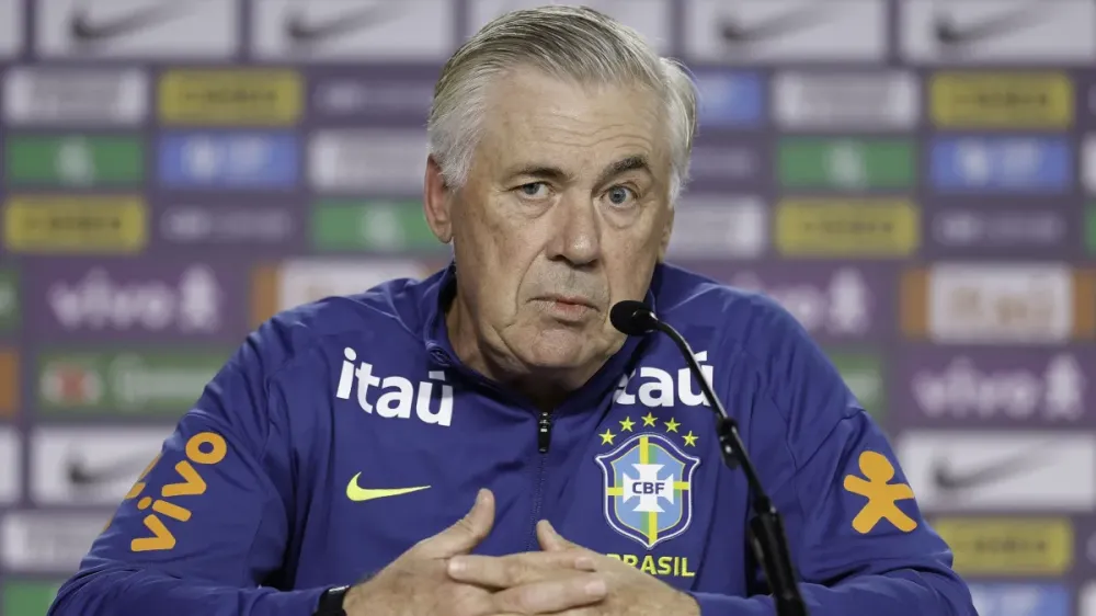 “Falta de respeito”: mídia estrangeira destaca constrangimento de Ancelotti