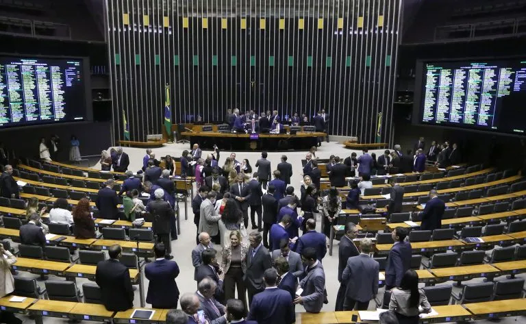 Câmara pode votar projetos sobre segurança pública e combate ao crime organizado 
