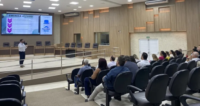 Previ Sinop realiza palestra de educação previdenciária para servidores efetivos