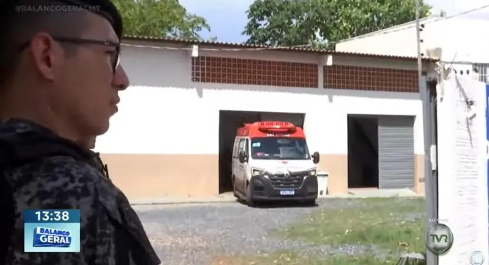 Após 4 horas, segurança joga arma e se entrega em VG
