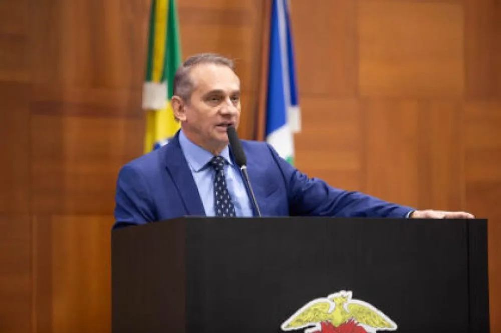 Deputado apresenta PL para barrar atuação do crime organizado em escolas