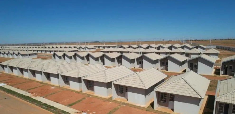 Governo de MT realiza 1º Feirão SER Família Habitação com 1,5 mil imóveis disponíveis e subsídio de até R$ 25 mil