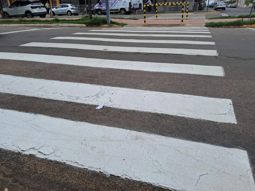Prefeitura esclarece sobre revitalização das faixas de pedestres e garante correção imediata dos serviços