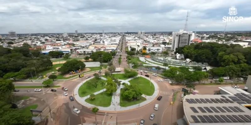 Trânsito na região da Praça da Bíblia é alterado em razão do Natal dos Sonhos