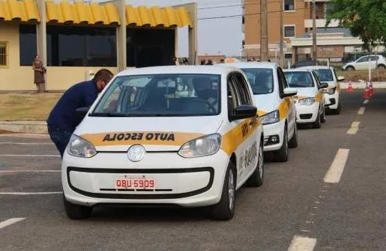 Autoescolas de MT acionam STF contra novas regras da CNH e apontam 'politicagem' no Contran