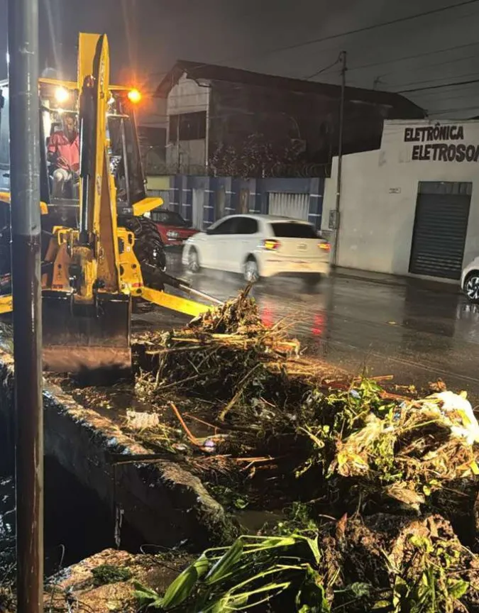 Comitê de Enfrentamento aos Alagamentos se mobiliza durante as chuvas desta quarta-feira