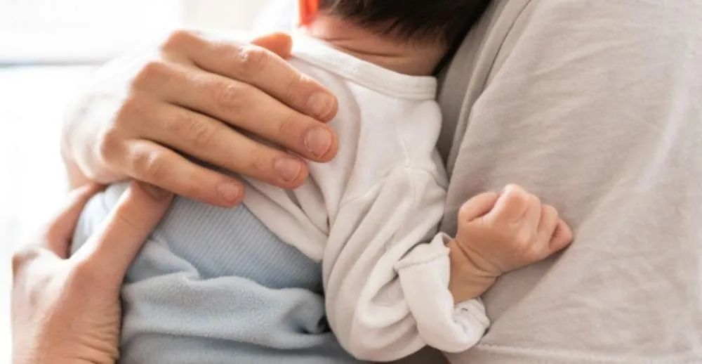 6 bebês nascem em Cuiabá nas primeiras horas de 2026, todos meninos