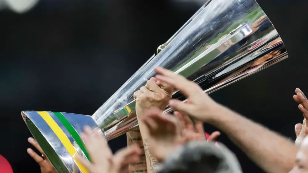 Flamengo x Corinthians: CBF define data e local da Supercopa Rei 2026