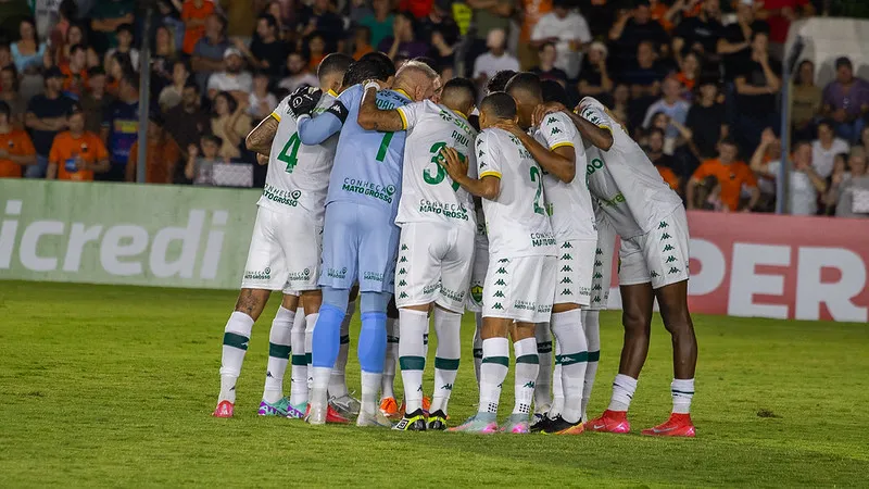 Cuiabá sofre empate no final, perde nos pênaltis e se despede da Copa do Brasil
