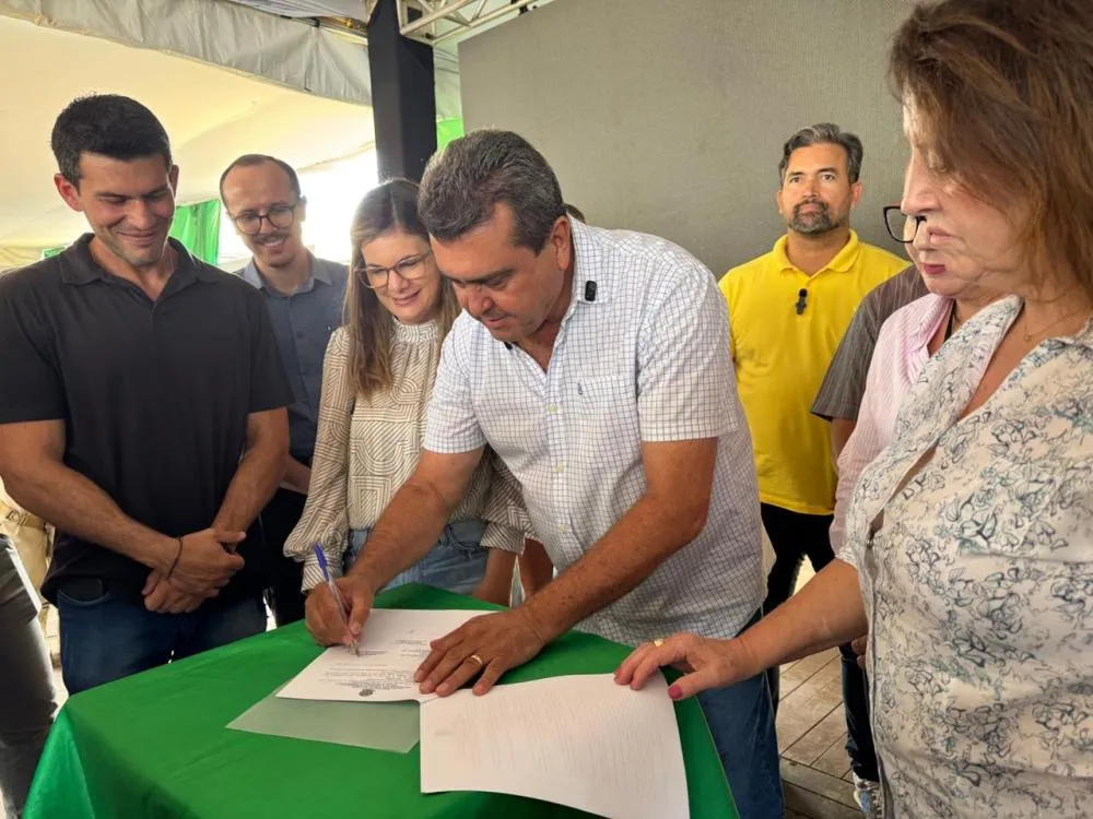 Educação Superior chega a Primavera do Leste com assinatura de convênio com a UFR