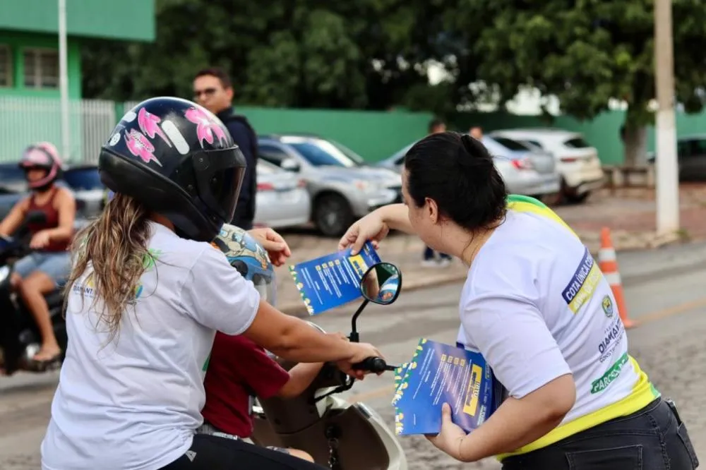 Prefeitura de Diamantino realiza pit stop para orientar população sobre o IPTU 2026