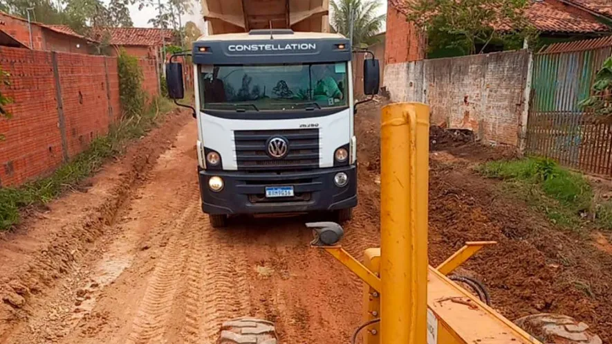 Prefeitura realiza patrolamento no bairro Monte Castelo após liberar o tráfego em travessia